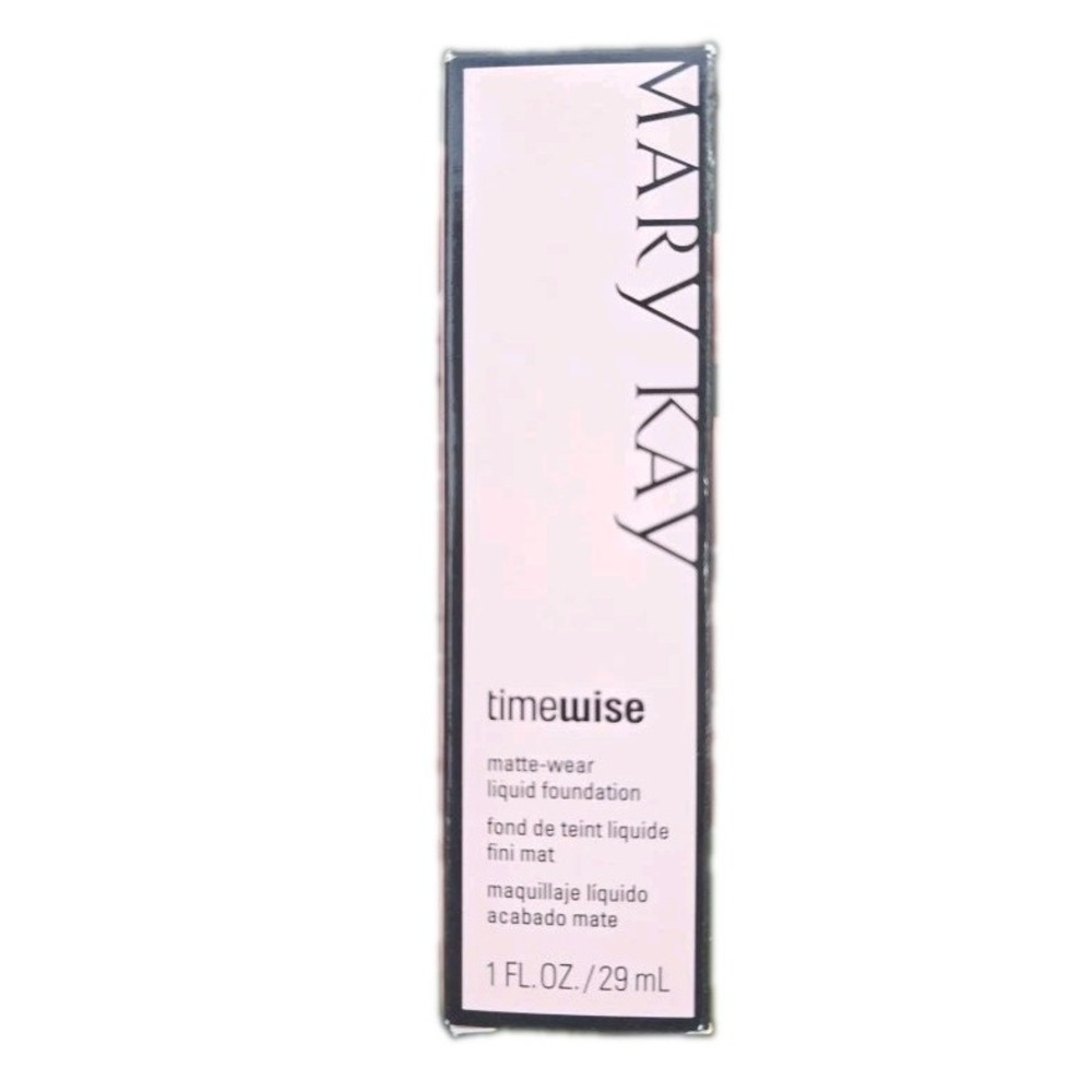Mary Kay 038752 Ivory 3 timeWise Matte-Wear Liquid Foundation 1 oz (New in Box)